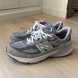 New Balance 990v6